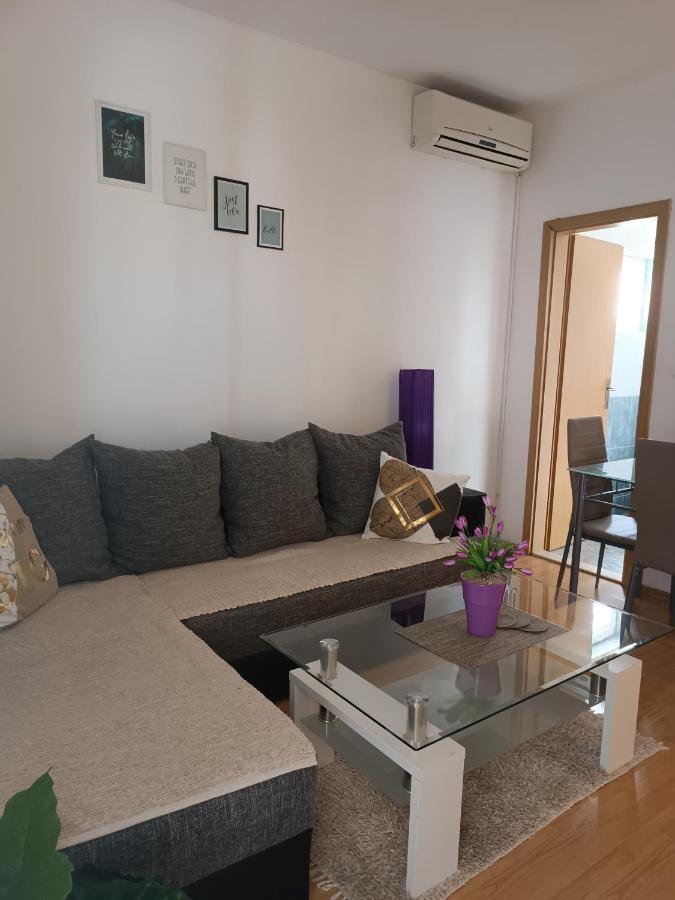 Apartment "San Marino" บาชกาโวดา ภายนอก รูปภาพ